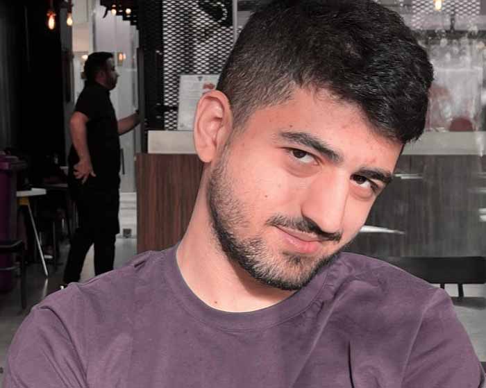 دانلود آهنگ من آدم آرومیم بازی نکن با روحیم علیضتوری