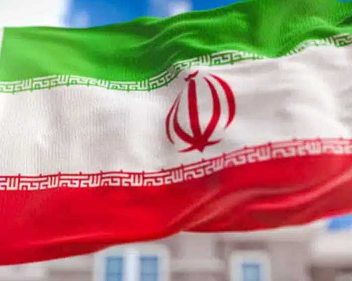 دانلود آهنگ فرمانده کل قوا به امر رهبر منم